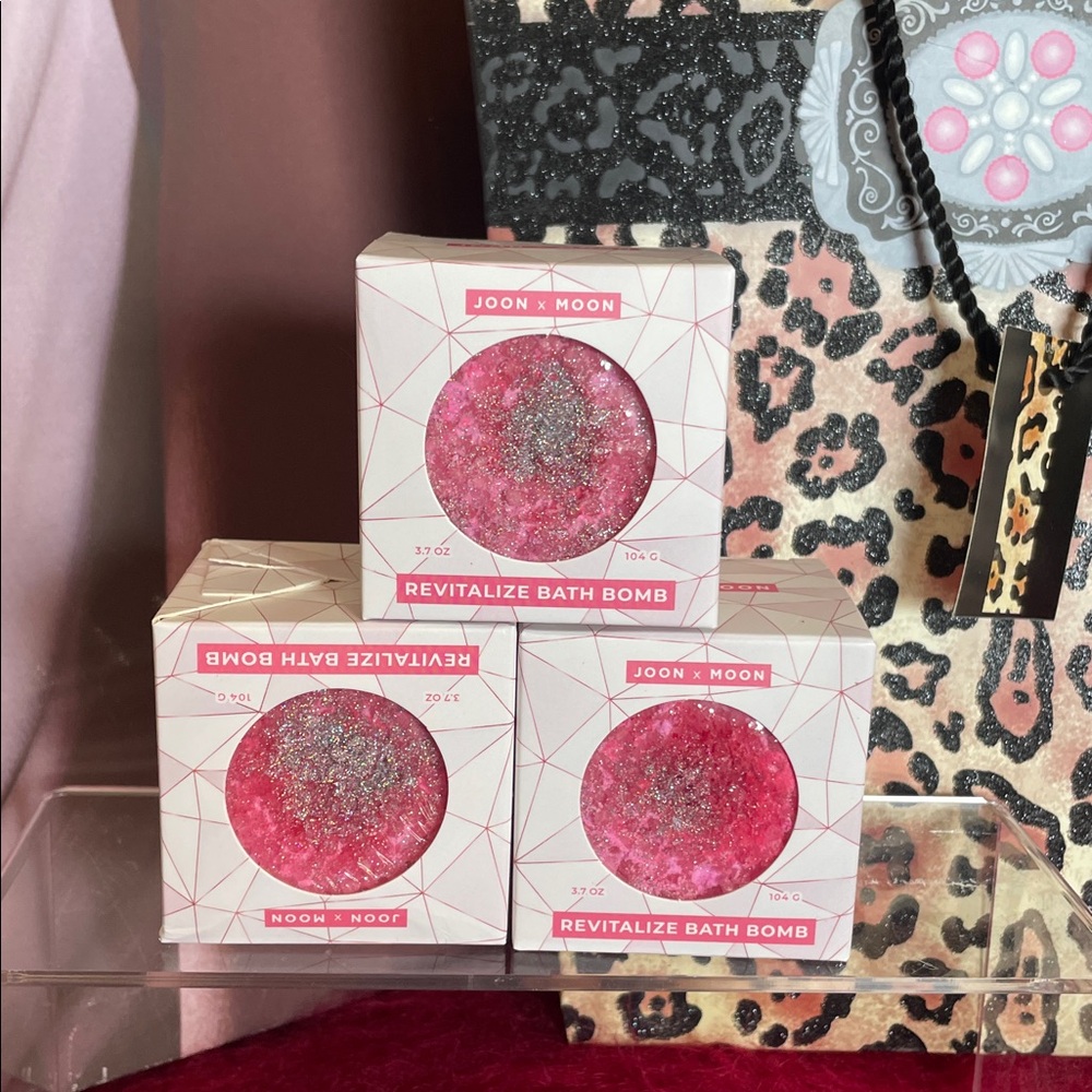 JOON X MOON REVITALIZE GEODE BATH BOMB LOT OF 3 SHIMMERING PINK CHAMPAGNE SCENT
